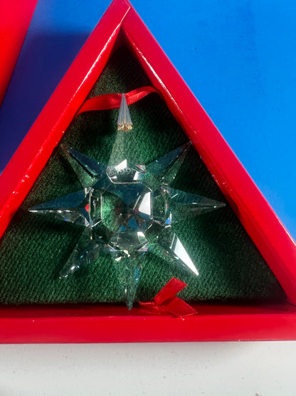1991 CHRISTMAS ORNAMENT