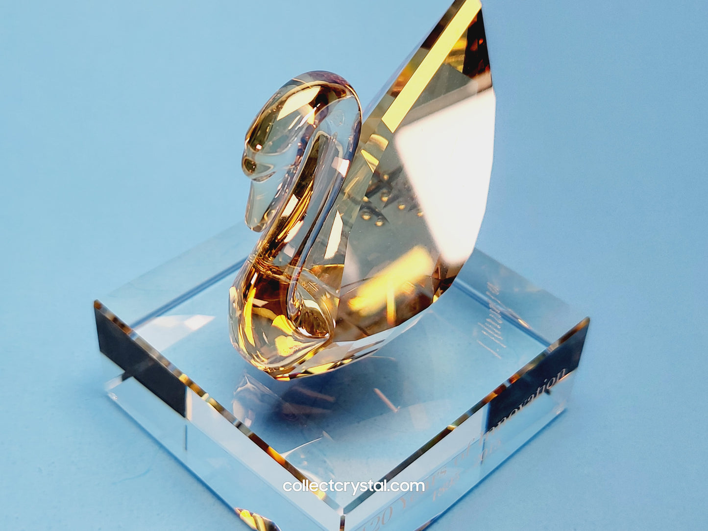 Swan Figurine , 2015 EVENT PIECE – SWAN 120 YEARS OF INNOVATION 5137830 Signed by Designer