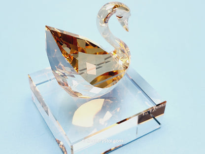 Swan Figurine , 2015 EVENT PIECE – SWAN 120 YEARS OF INNOVATION 5137830 Signed by Designer