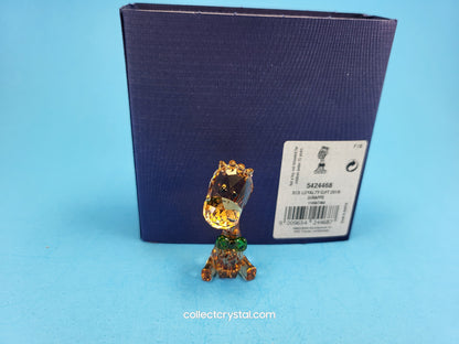 Giraffe small with green bowtie 2018 LOYALTY GIRAFFE 5424468