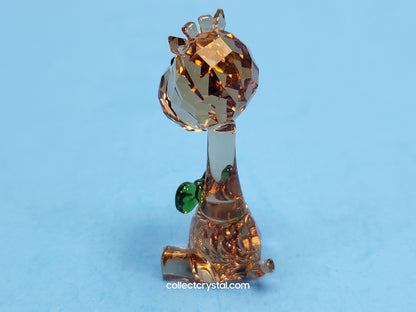Giraffe small with green bowtie 2018 LOYALTY GIRAFFE 5424468