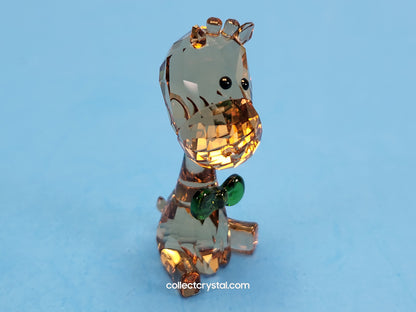 Giraffe small with green bowtie 2018 LOYALTY GIRAFFE 5424468