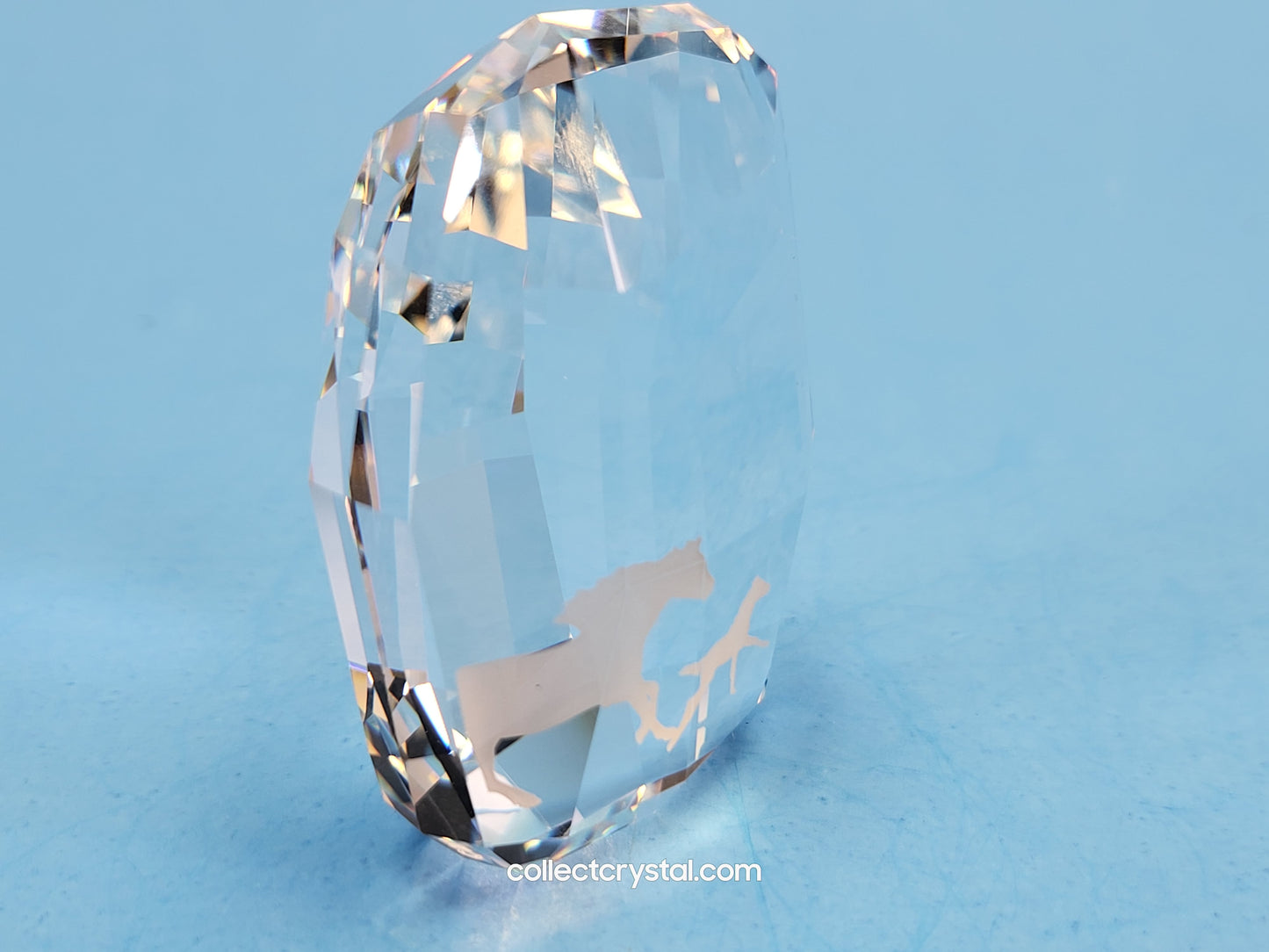 Esperanza 2014 JOINING/RENEWAL GIFT – HORSES PAPERWEIGHT 5004732