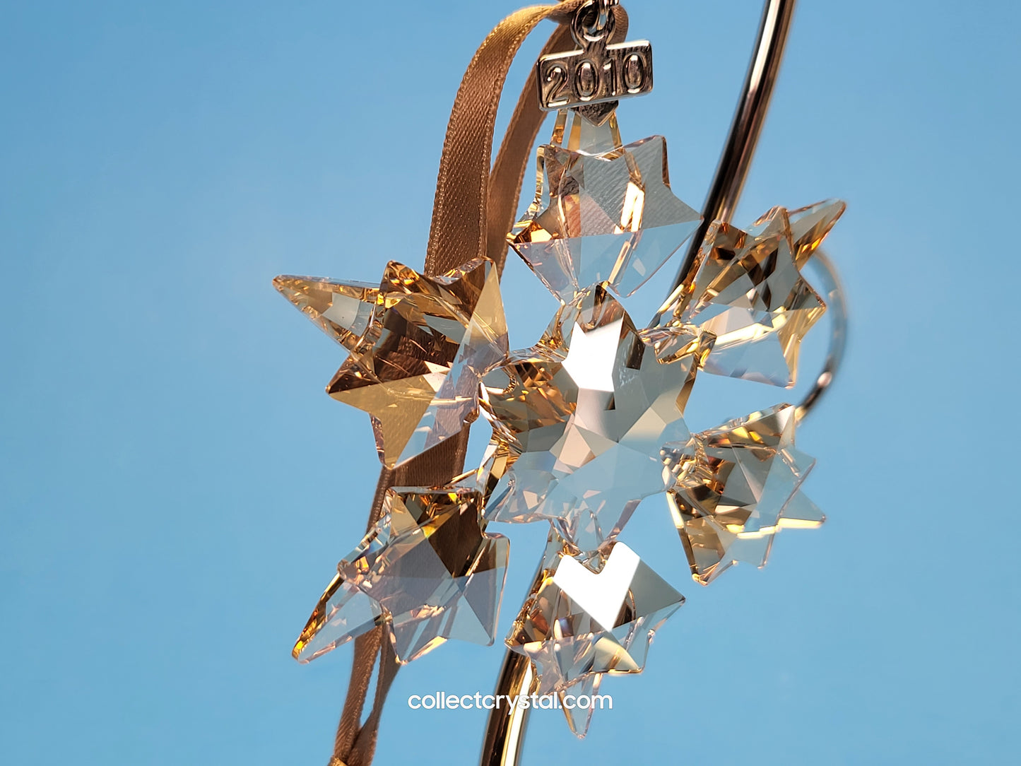 2010 ANNAL CHRISTMAS ORNAMENT GOLD SCS 1054560