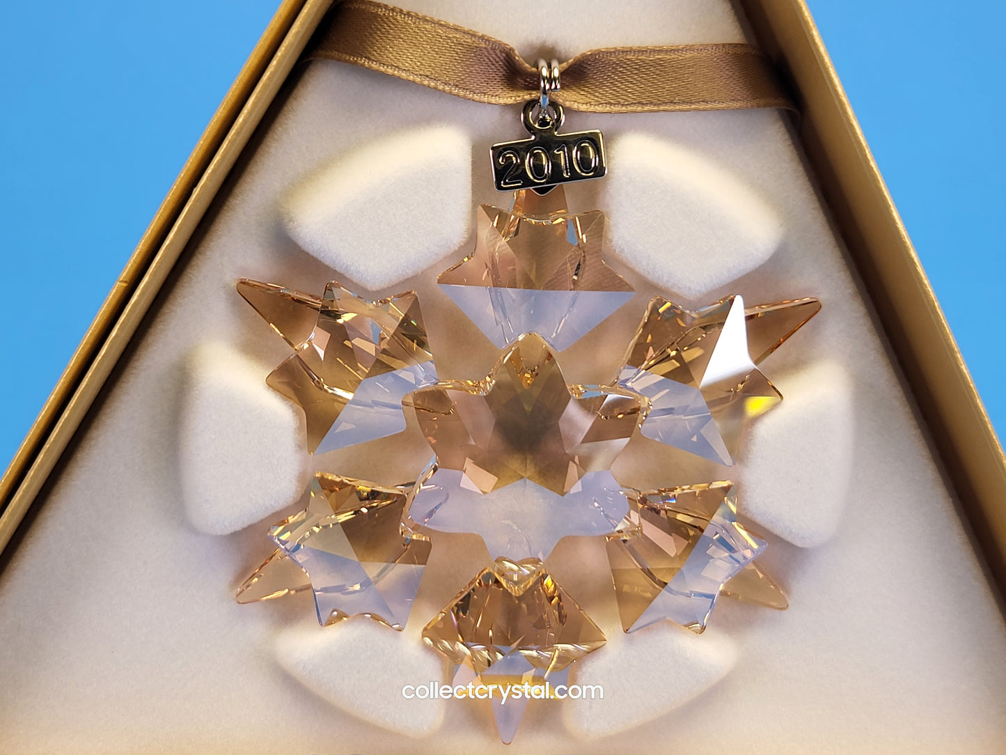 2010 ANNAL CHRISTMAS ORNAMENT GOLD SCS 1054560