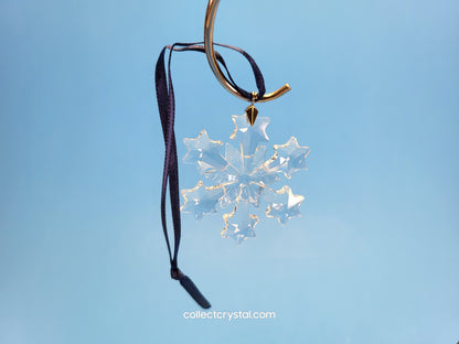 2004 LITTLE SNOWFLAKE Christmas ORNAMENT 663147