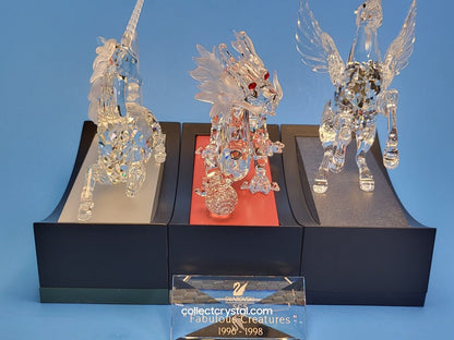 Fabulous Creatures Figurine Complete Set Unicorn 1996, Dragon 1997, Pegasus 1998 MIb