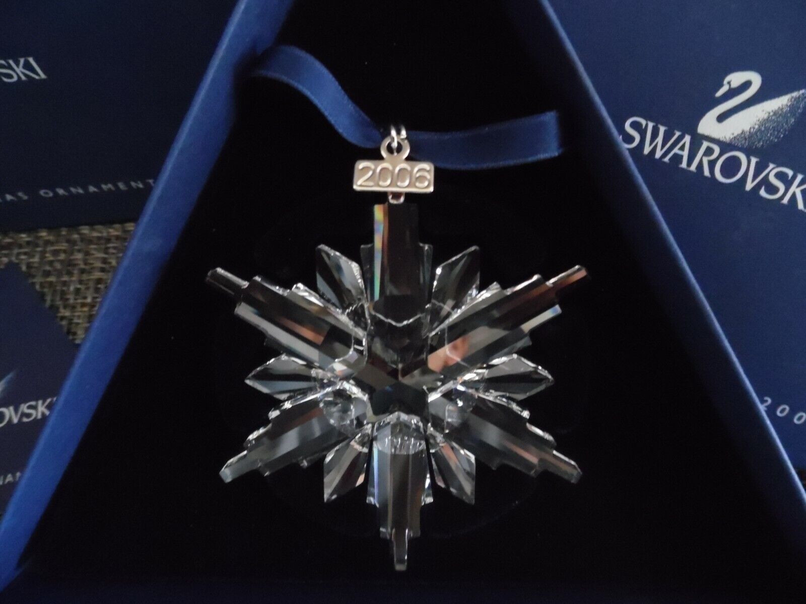 2006 Annual Edition Christmas Ornament old / new stock 837613 2006 Annual Edition Christmas Ornament old / new stock 837613