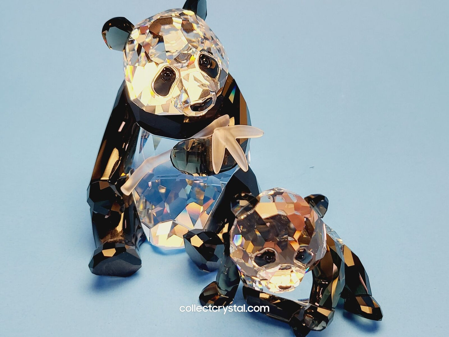 Panda Bears 2008 ANNUAL EDITION PANDA MOTHER AND CUB 900918