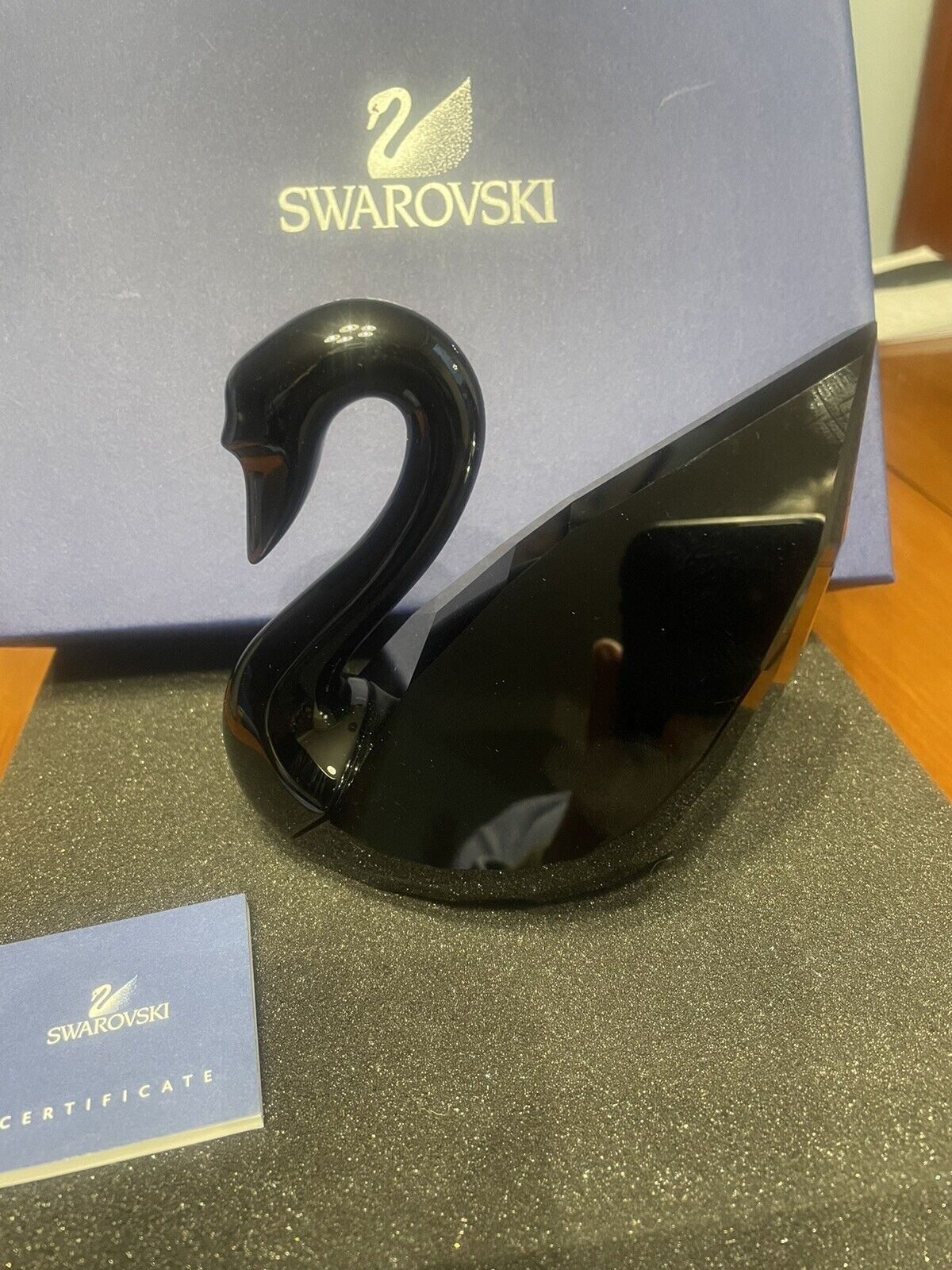 Jet Black Swan 2011 SOULMATES 1098643 Figurine Great Wedding Gift
