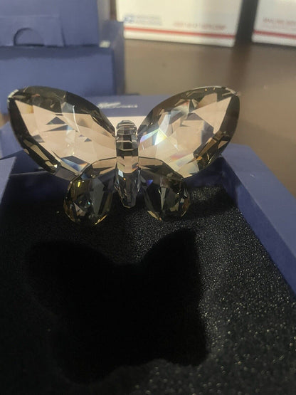 Butterfly SWAROVSKI SATIN Smoke Paradise Large Figurine 952727