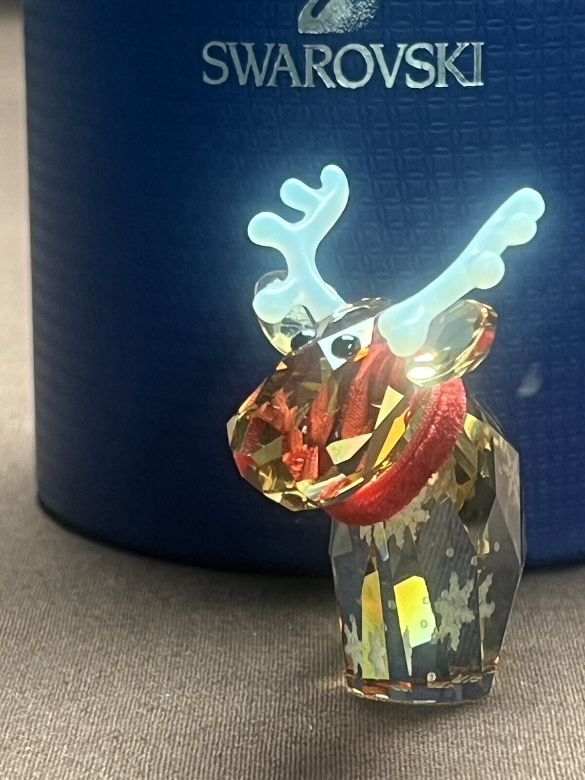 LOVLOTS 2014 REINDEER MO Cow # 5059025 Christmas Figurine